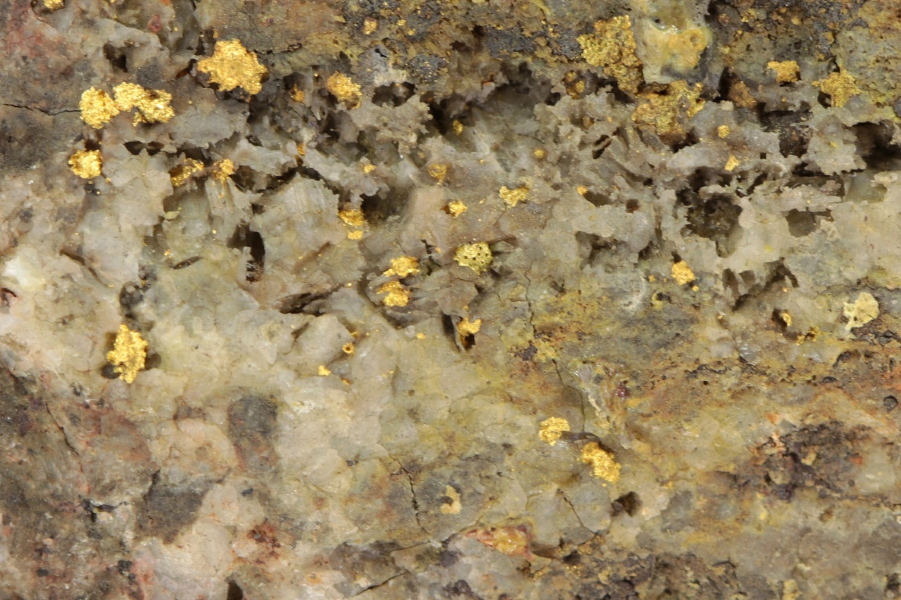 Gold ore - Image 6