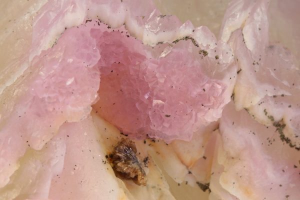 Rose quartz, eosphorite - Image 8
