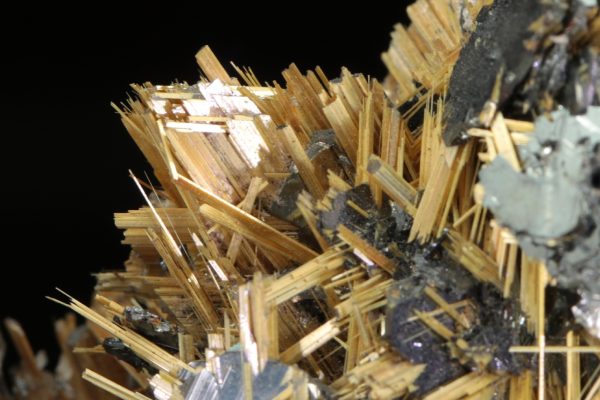 Rutile, hematite, hyalite - Image 10