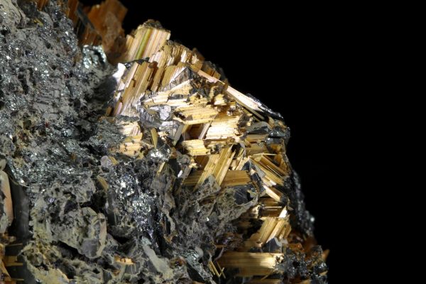 Rutile, hematite - Image 9
