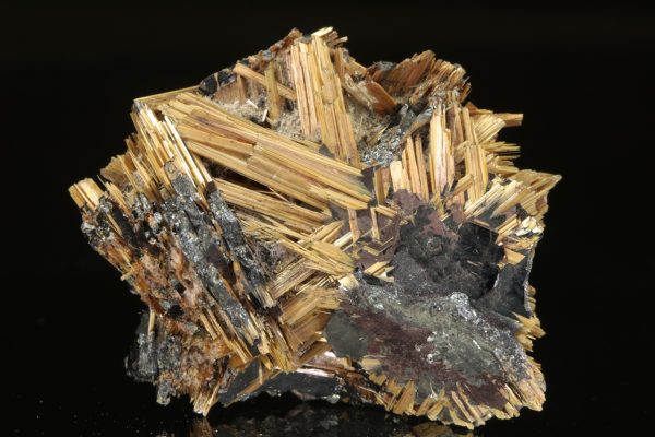 Rutile, hematite