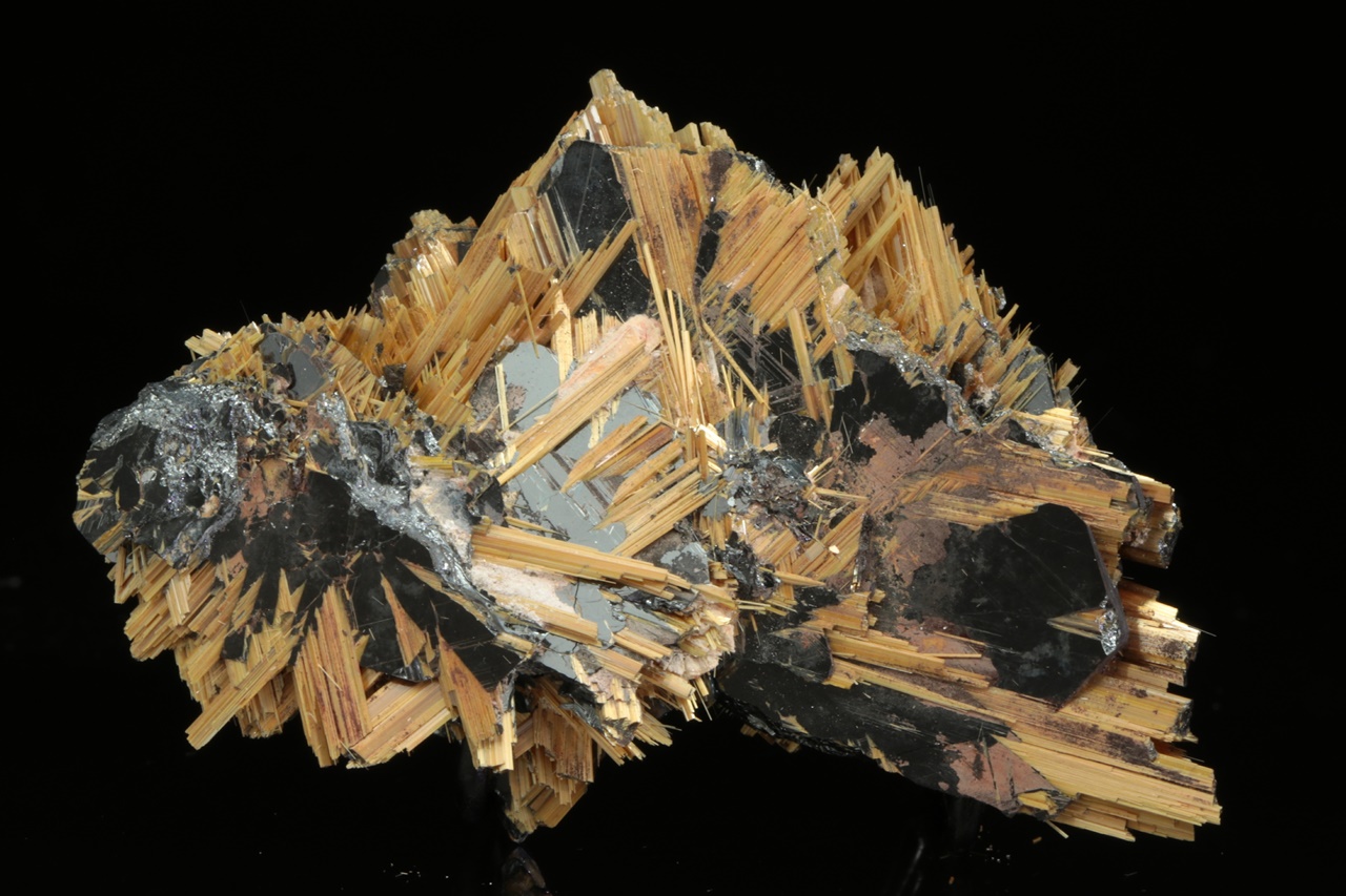 Rutile, hematite