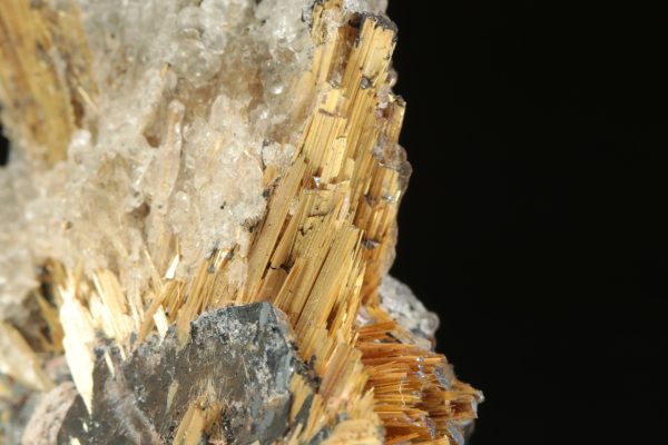 Rutile, hematite, hyalite - Image 9