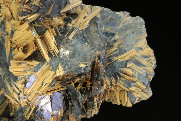 Rutile, hematite - Image 7