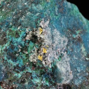 Gold, shattuckite