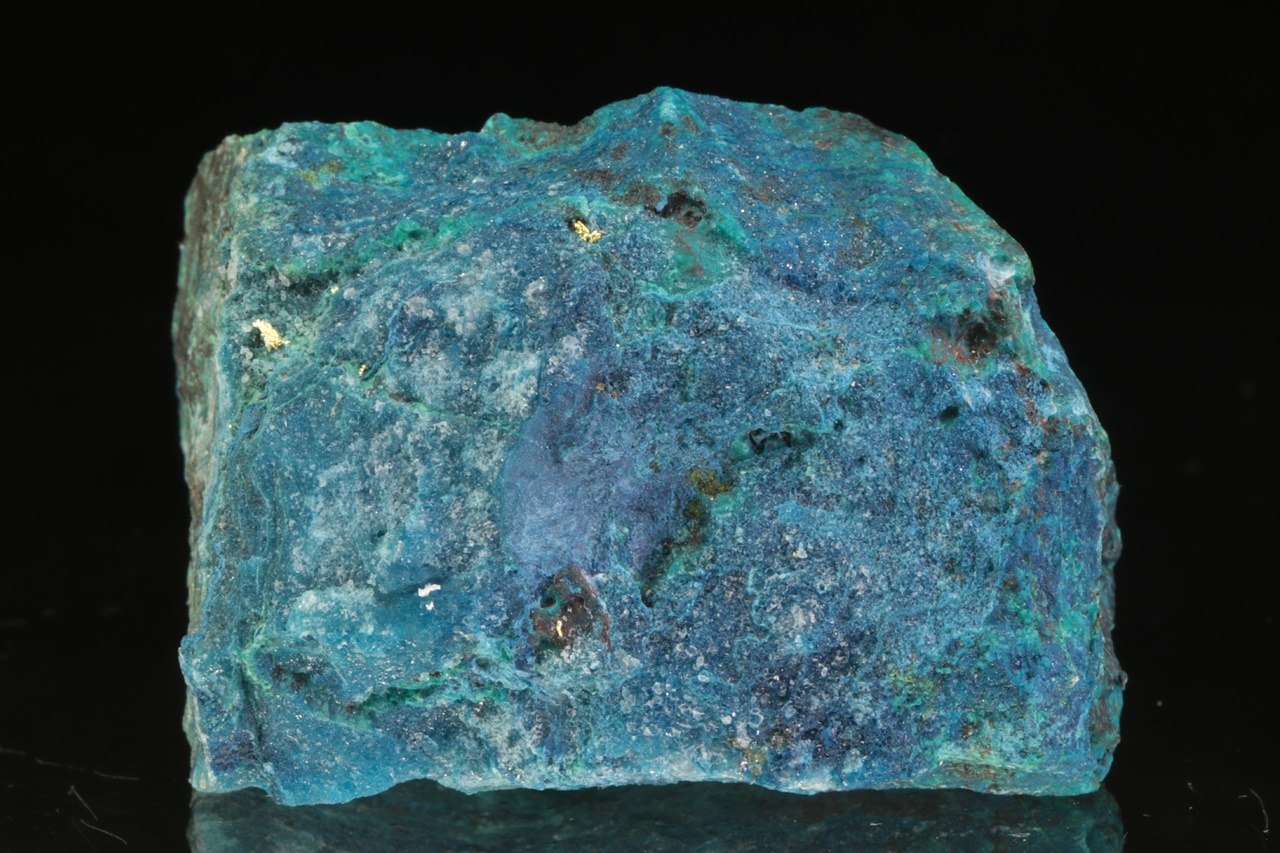 Gold, shattuckite