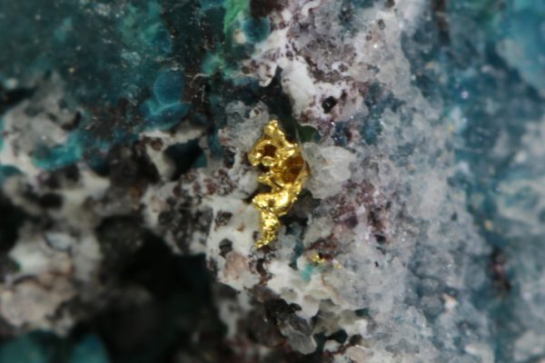Gold, shattuckite - Image 8