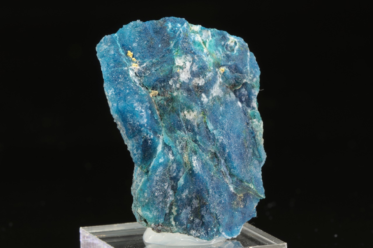 Gold, shattuckite