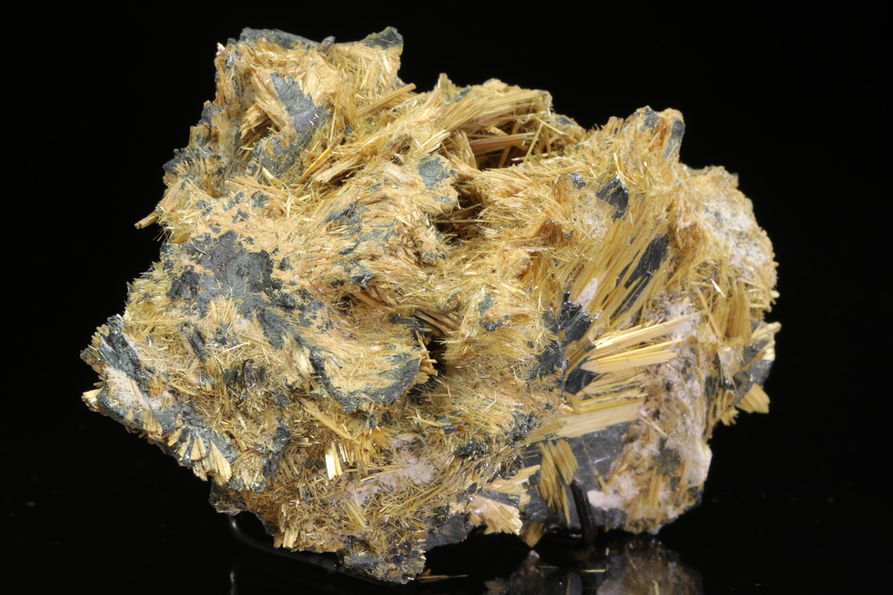 Rutile, hematite - Image 2
