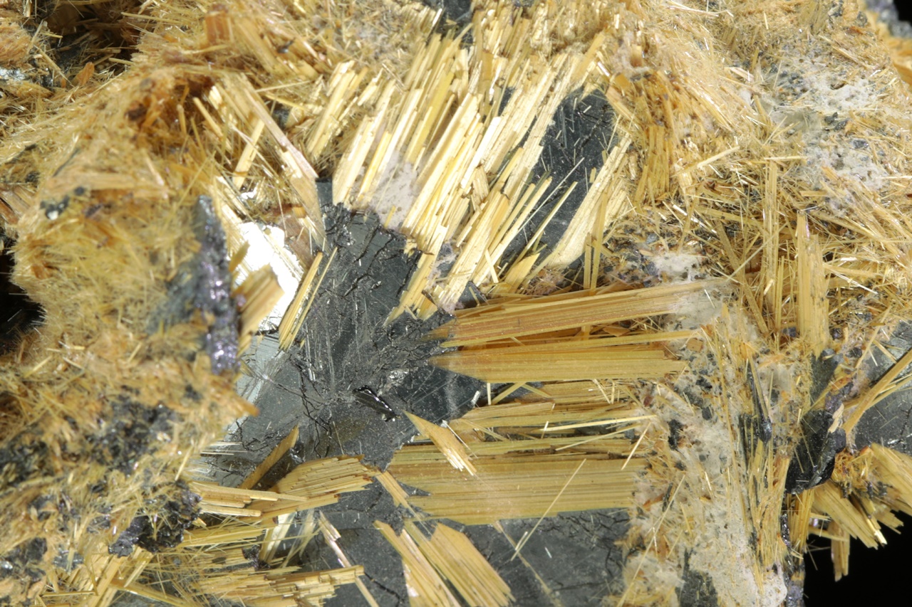 Rutile, hematite - Image 8