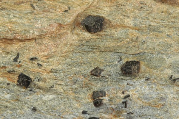 Almandine - Image 4