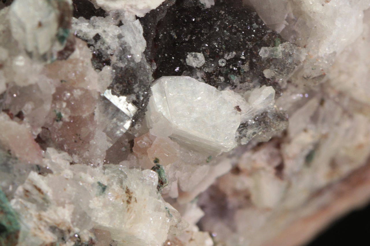 Baryte, heulandite - Image 9