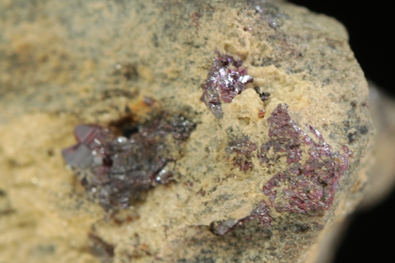 Xanthoconite, sternbergite, proustite - Image 5