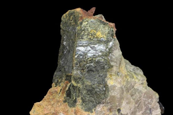 Kamiokite, molybdenite - Image 5