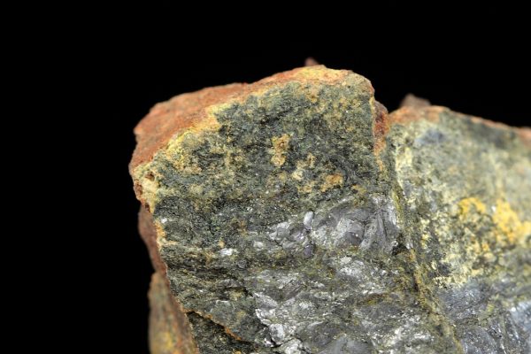 Kamiokite, molybdenite - Image 7