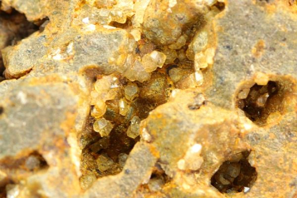 Paulingite - Image 7