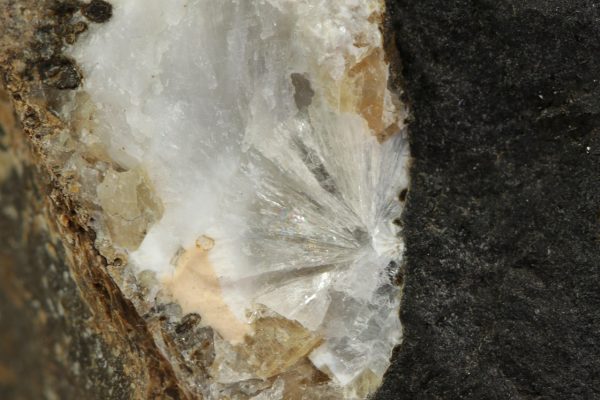 Zeophyllite - Image 6