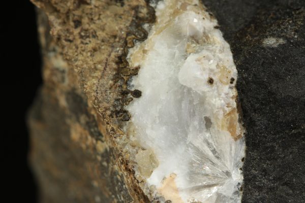 Zeophyllite - Image 7