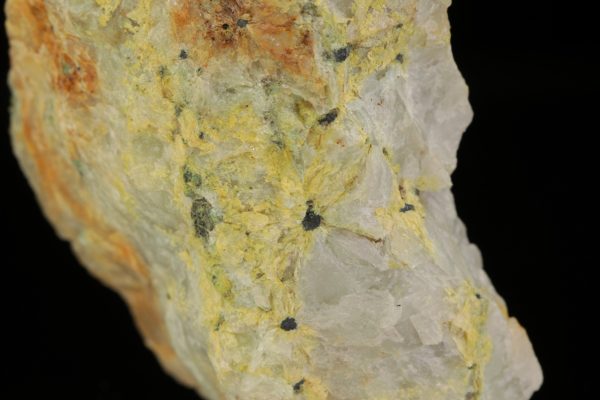 Zavaritskite, preisingerite, russellite