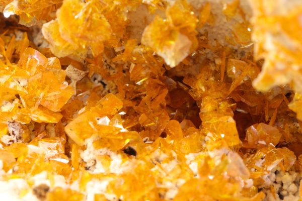 Wulfenite - Image 10