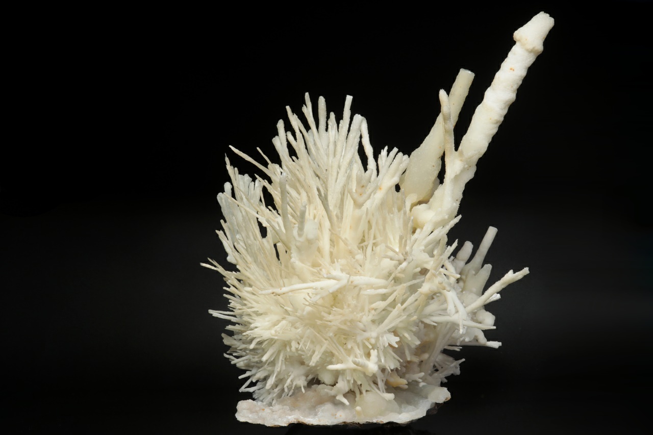 Aragonite - Image 3