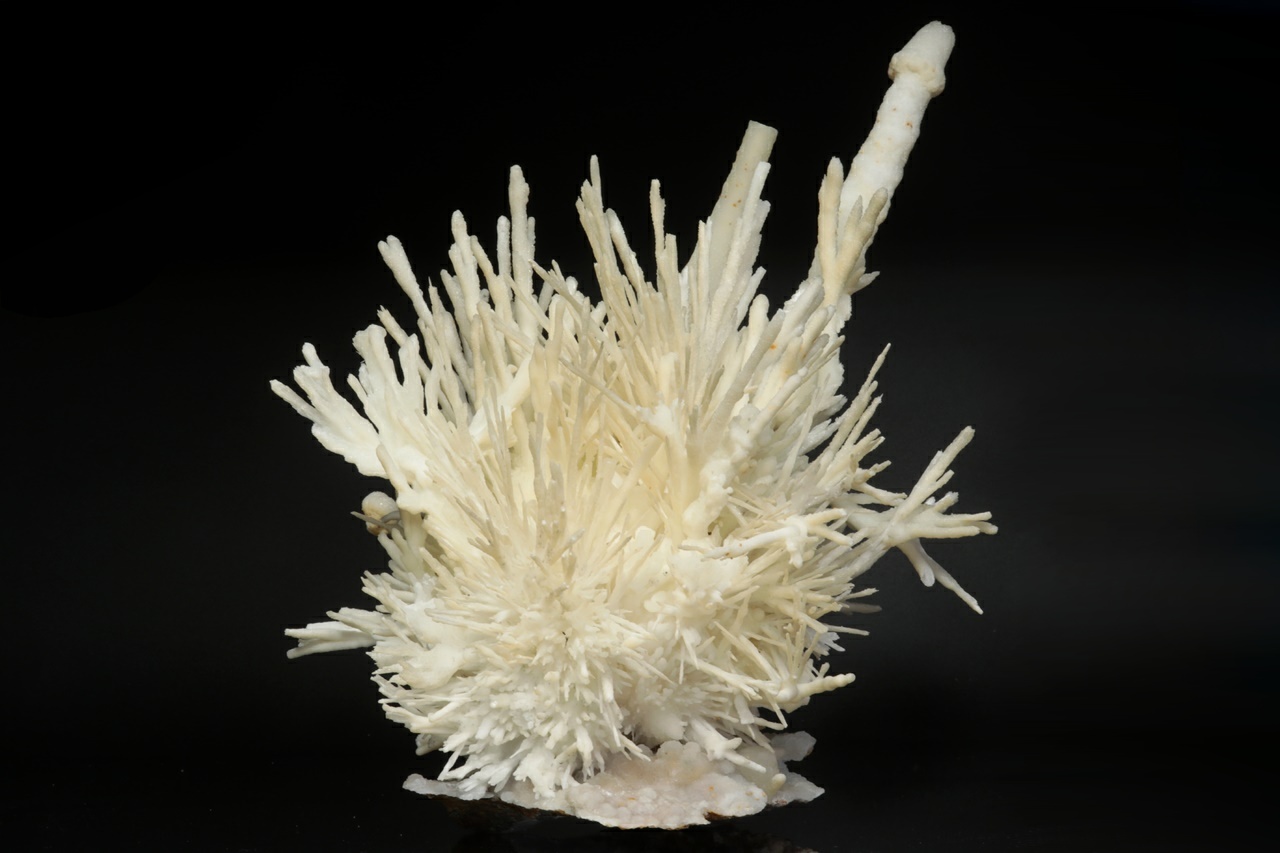 Aragonite - Image 4