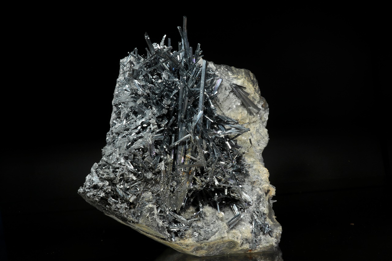 Stibnite - Image 2