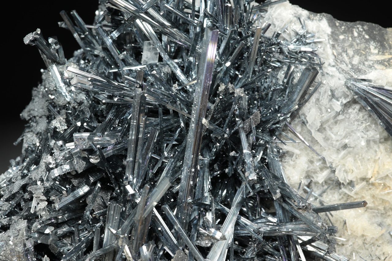 Stibnite - Image 7