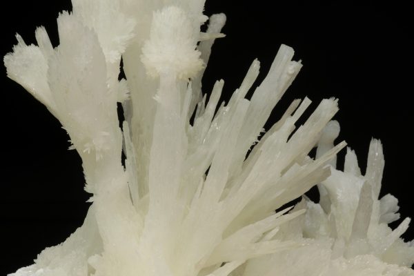 Aragonite - Image 13