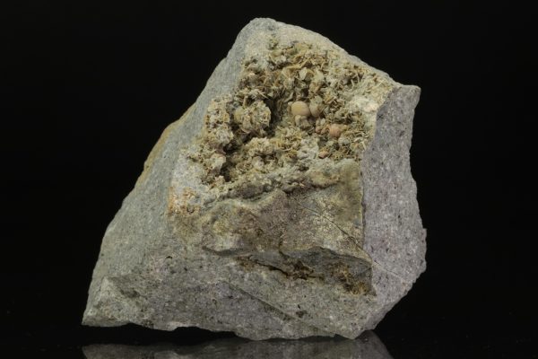Tridymite, calcite - Image 3