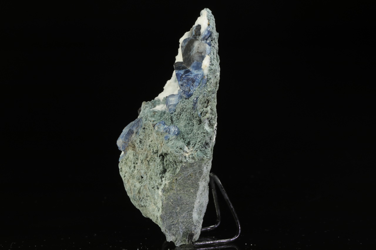 Benitoite - Image 4