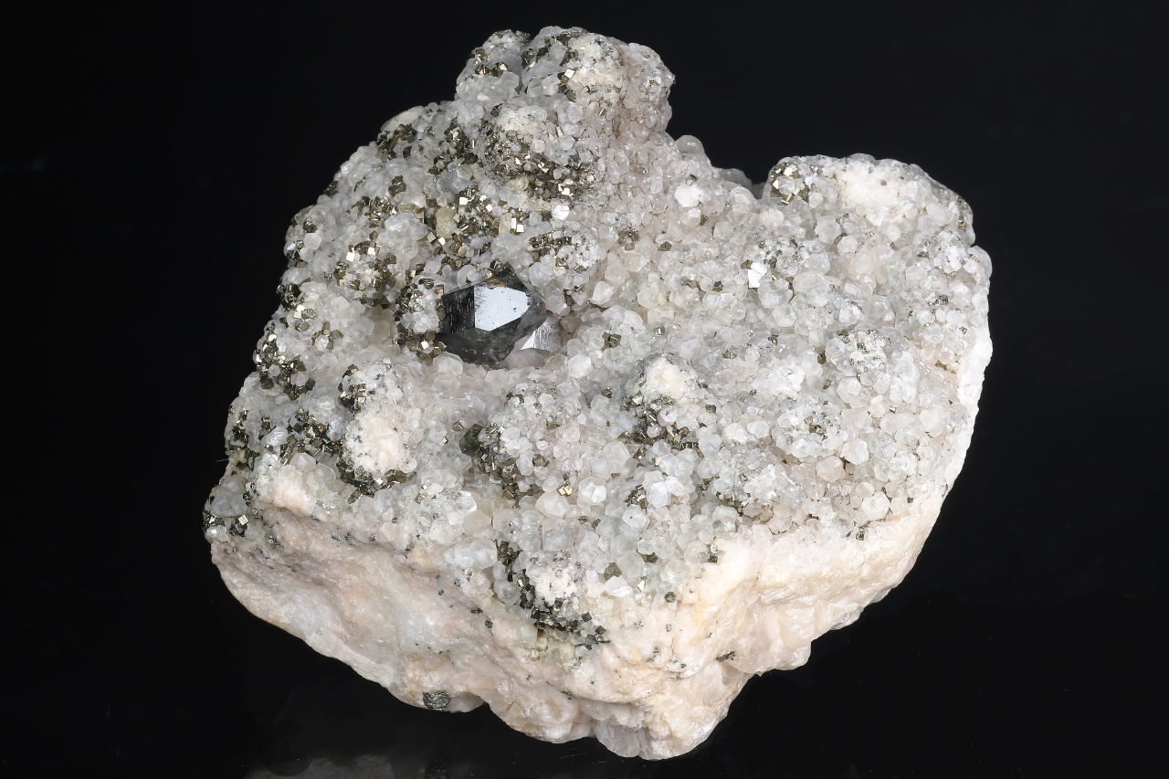Quartz, calcite - Image 3