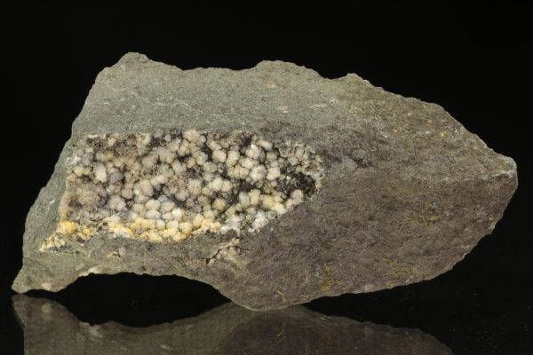 Natrolite, analcime - Image 2