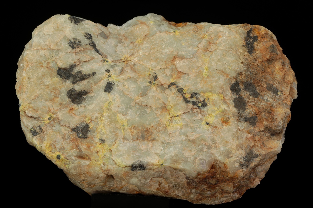 Zavaritskite, preisingerite, russelite