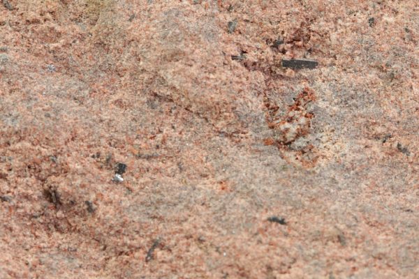 Pseudobrookite - Image 4
