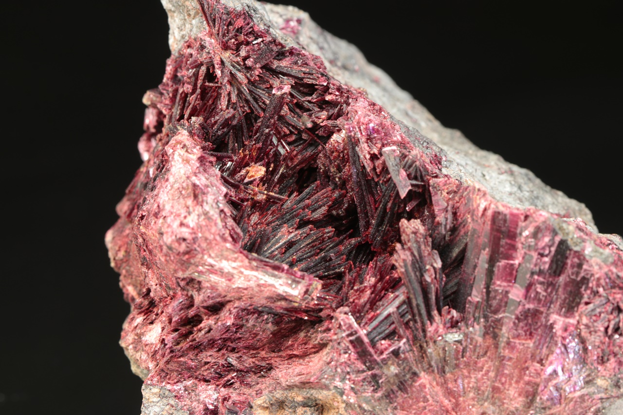 Erythrite, skutterudite