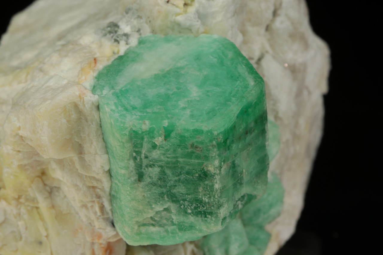 Emerald - Image 7