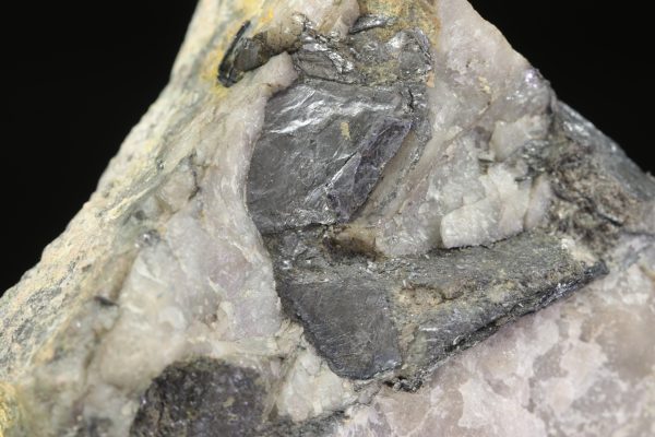 Kamiokite, molybdenite - Image 5