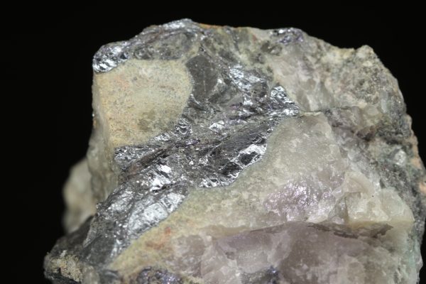 Kamiokite, molybdenite - Image 6