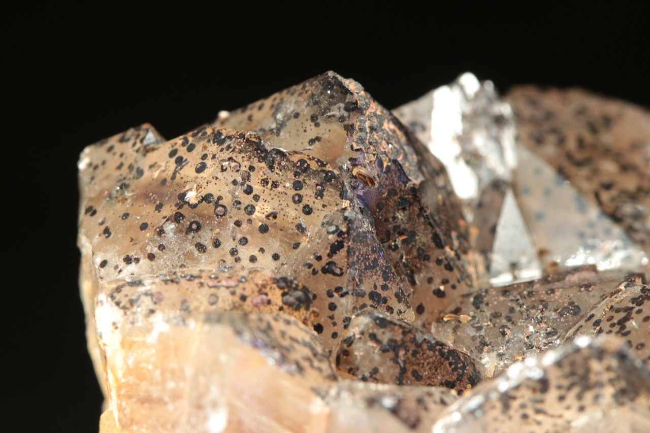 Amethyst, goethite - Image 5