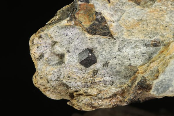 Staurolite, almandine - Image 5