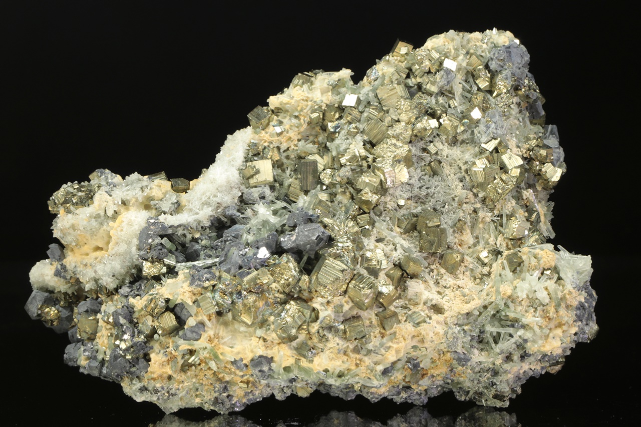 Pyrite, rock crystal, galena