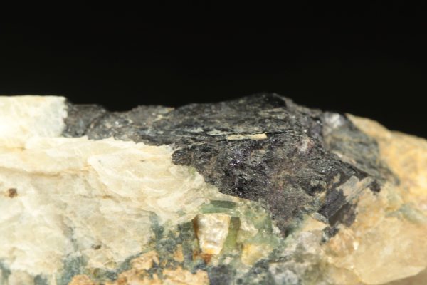 Cassiterite, elbaite, amblygonite - Image 5