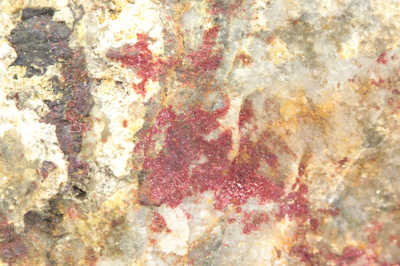 Cuprite (chalcotrichite) - Image 5