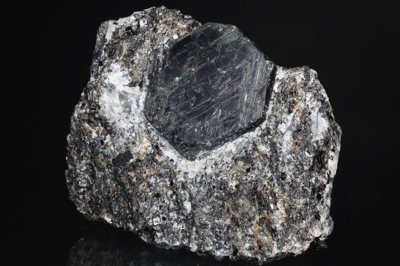 Sapphirine - Image 8