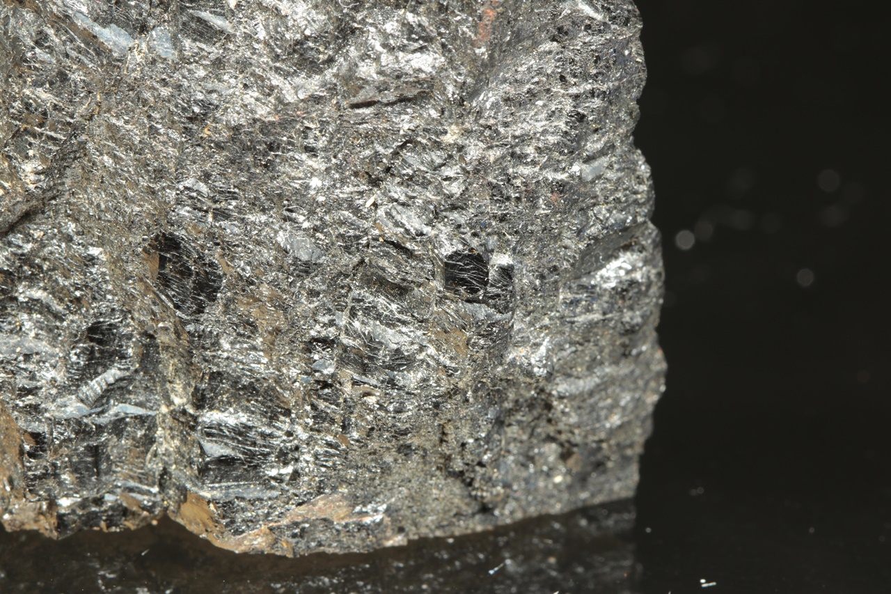 Gadolinite - Image 7