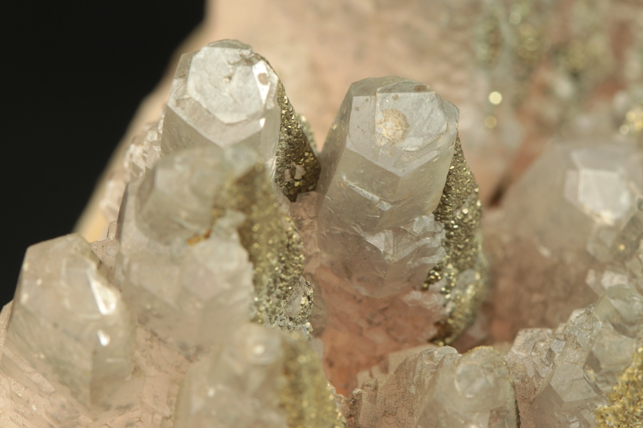 Calcite, pyrite - Image 6