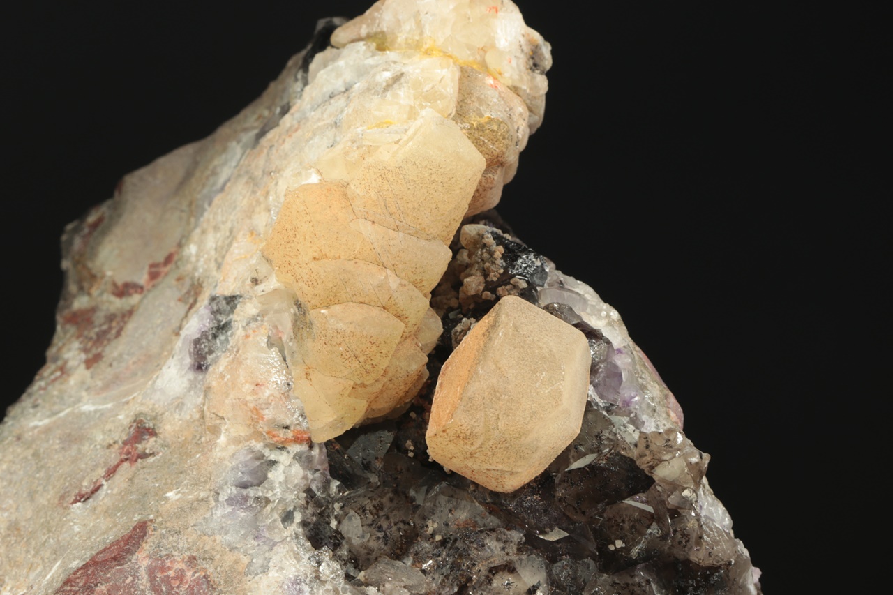 Agate, limonite, calcite - Image 5