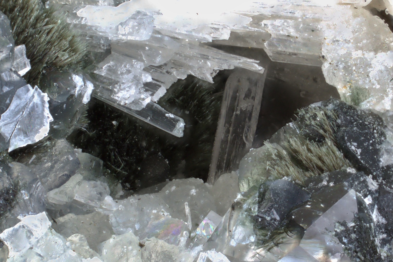 Julgoldit-Fe2+, pektolit - Image 5