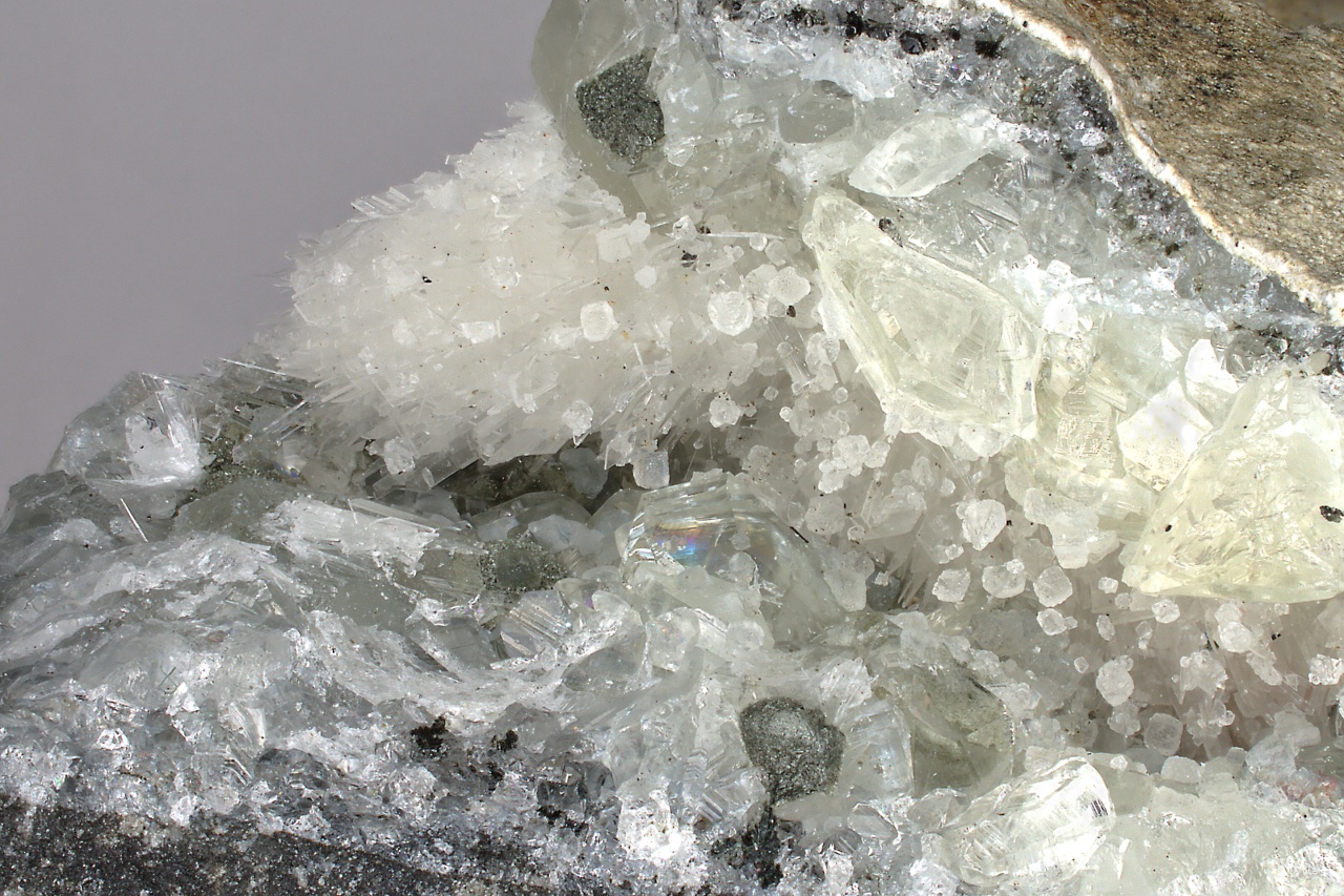 Julgoldit-Fe2+, pektolit - Image 7